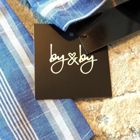 by&by, Off-the-Shoulder Denim Top, Tie Cuffs, NWT, Size Small - Picture 3 of 8